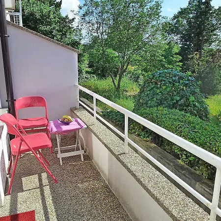 Blanka By El-pi Tours * Njivice