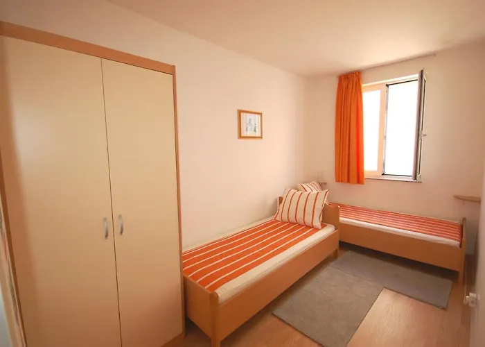 Blanka By El-pi Tours Apartamento Njivice